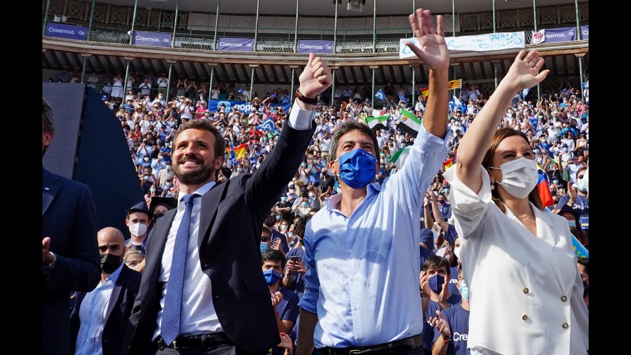 Mª José Catalá en el cierre de la Convención Nacional en la Plaza de Toros