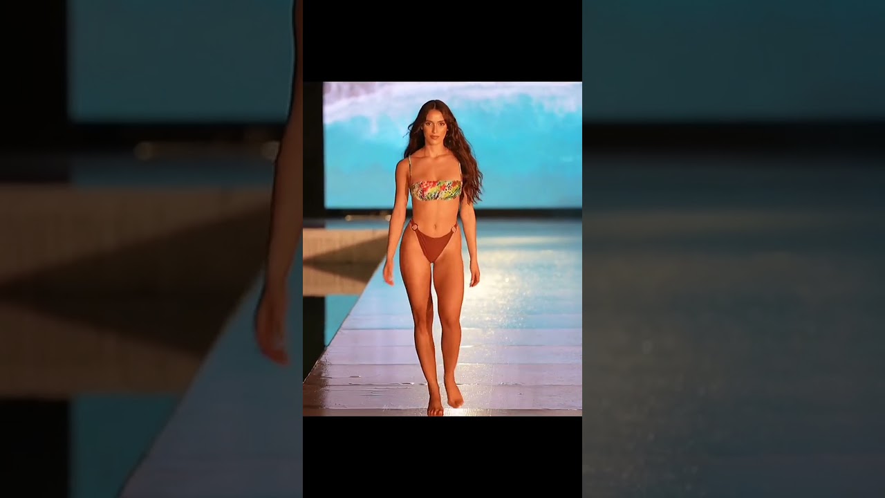 Bikini Collection ∆ Fashion Week 