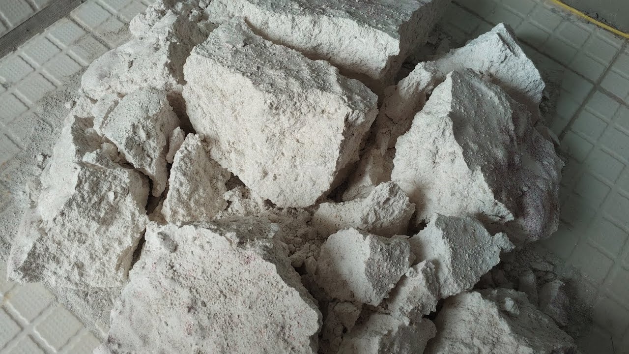 Fluffy Gym Chalk Crumbling ASMR | Ultra Dusty Dry Floor Sounds | Stress Relief