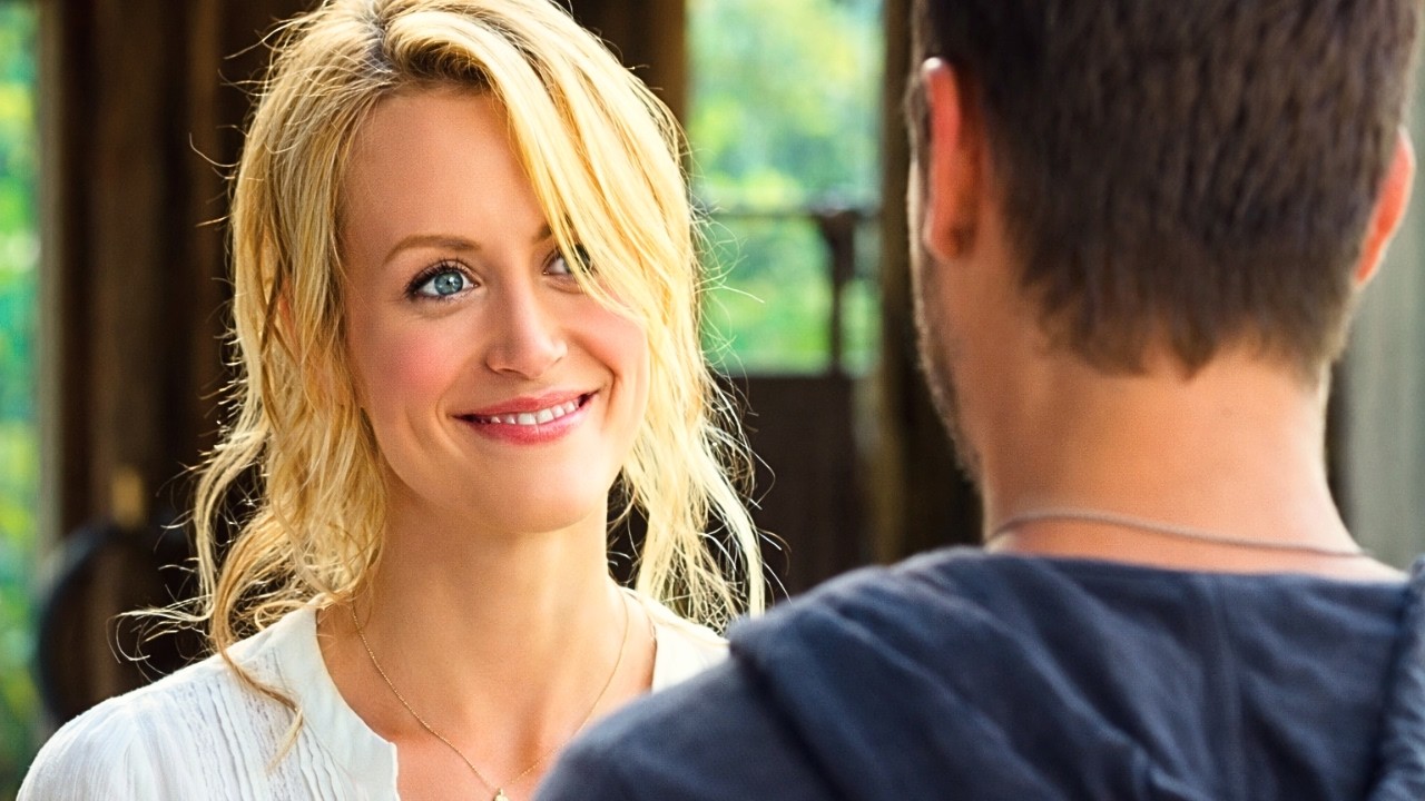 A single mother has an affair with many younger boys.