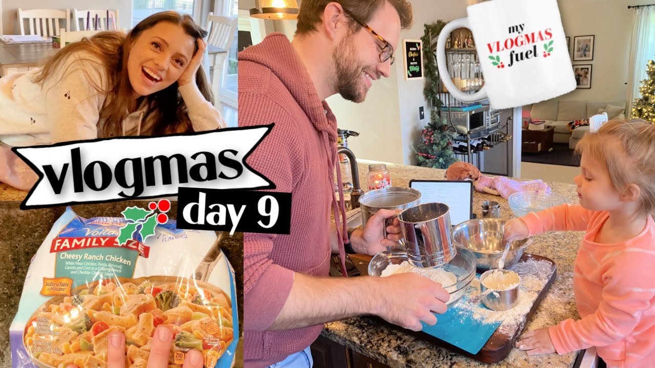 VLOGMAS DAY 9 // making muffins, the easiest dinner, vlogmas merch!!!