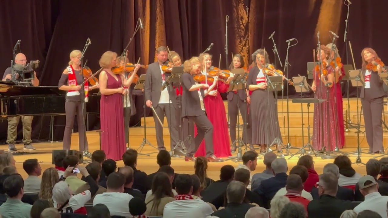 Antonio Vivaldi: Der Sommer - Adagio und Presto (Stuttgarter Kammerorchester - VfB Fankonzert)