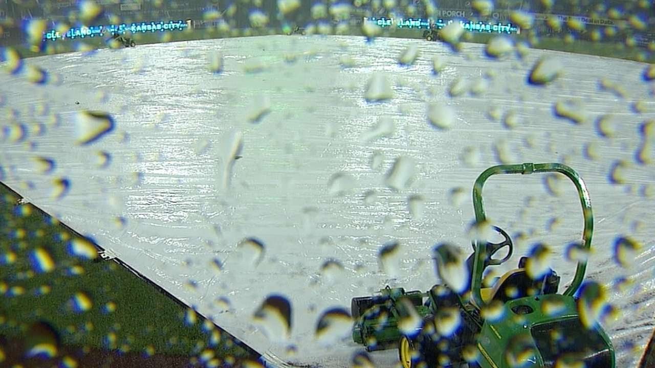 Wild weather disrupts play, forces suspension