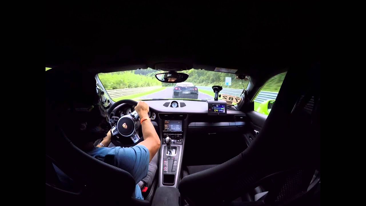 Nurburgring 991 GT3 chasing Nissan GTR