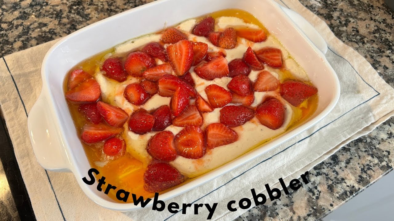 I Can’t Stop Making This Strawberry Cobbler (SO GOOD)