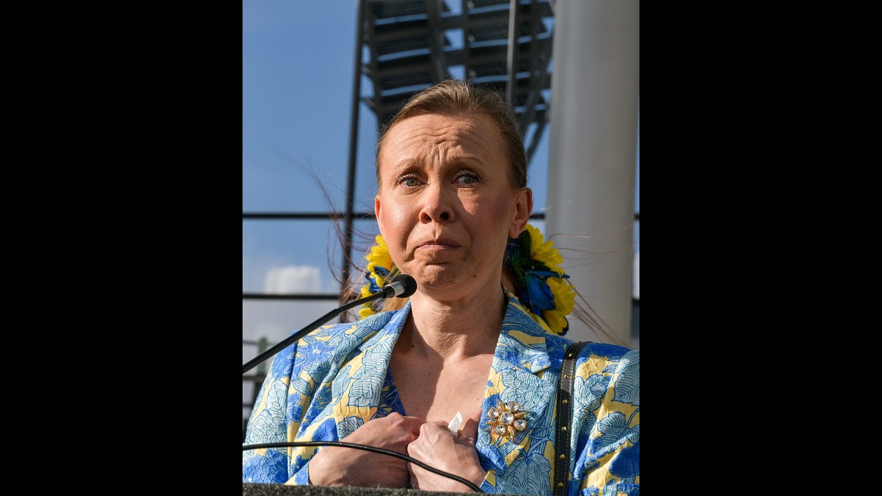 Gold medal skater Oksana Baiul speaks out In Las Vegas at The Rally for peace in Ukraine.