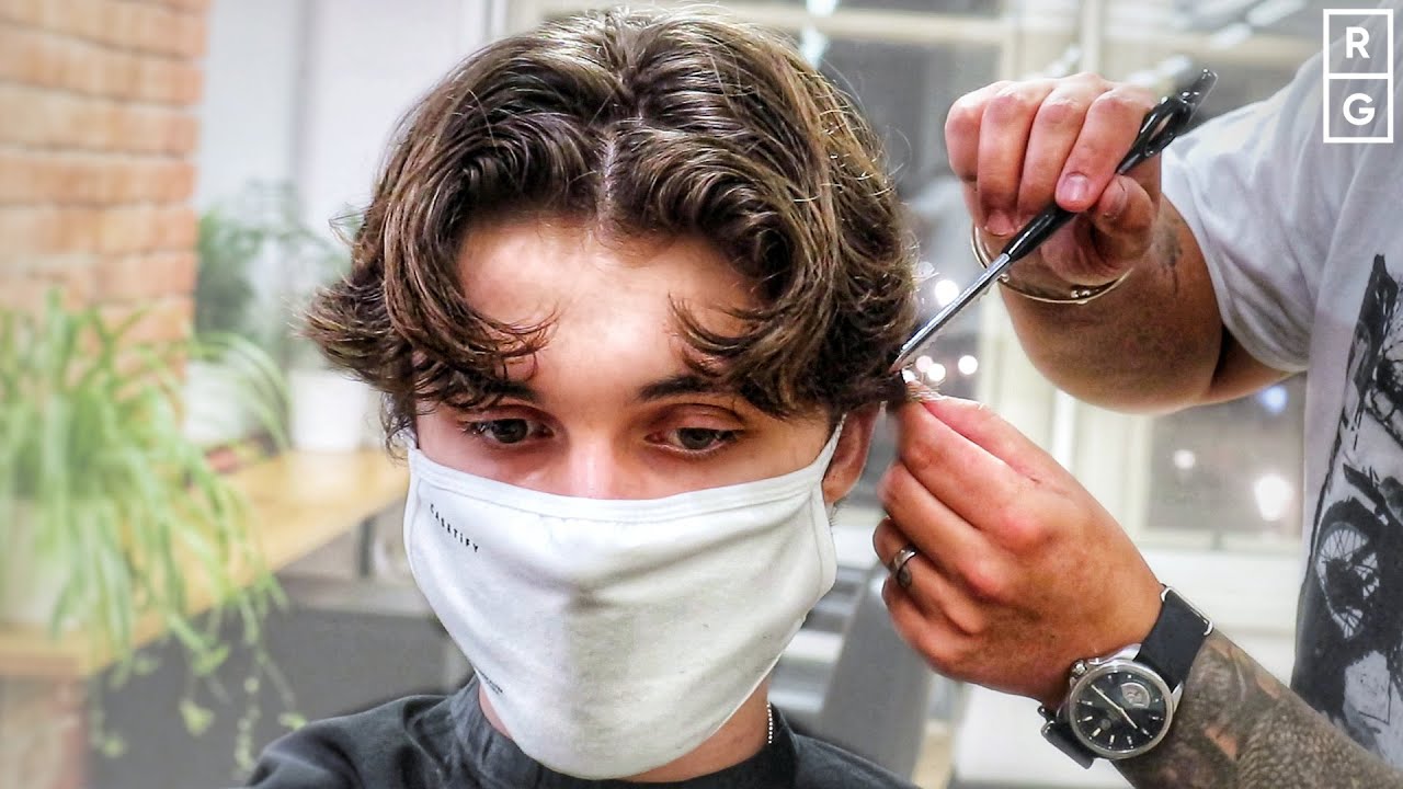 Modern 2020 Curtains Haircut *RAZOR CUT* (Wavy Middle Part Hairstyle)