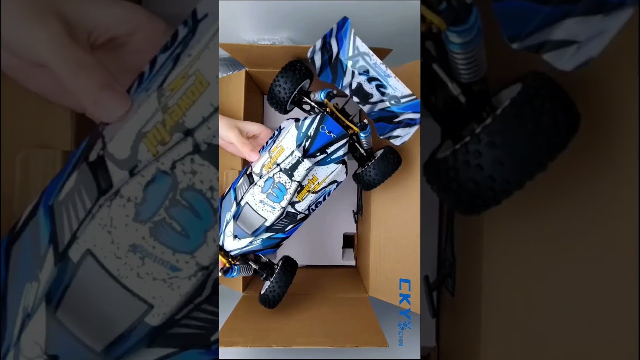 WLtoys 124017 V2: Extreme Speed RC Car Unboxing!