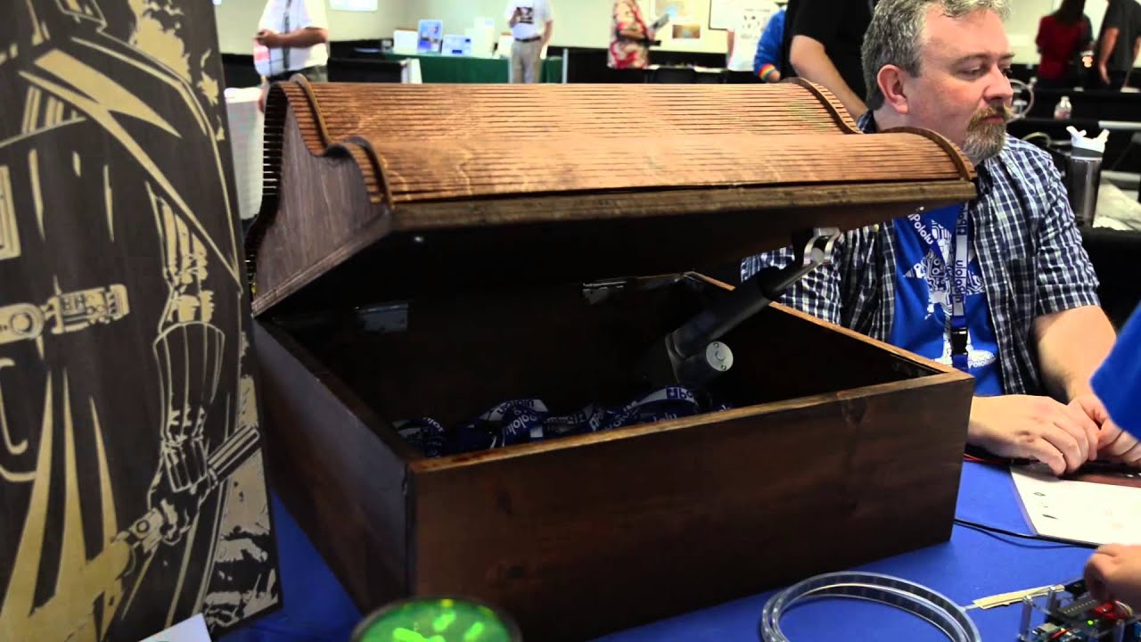 Pololu at the Las Vegas Mini Maker Faire 2014