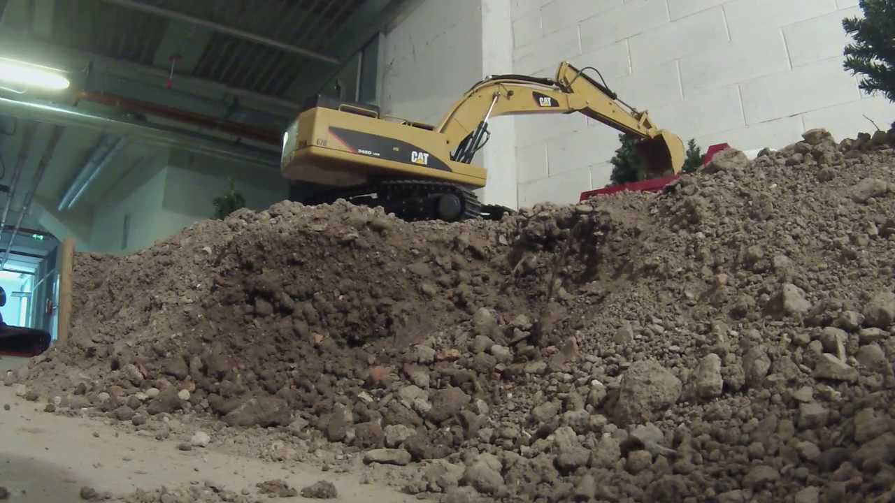 cat 345, fendt 936, scania 8x6, liebherr 634 working together