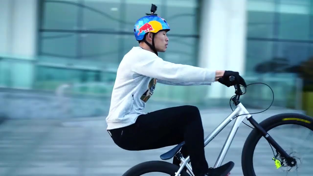 Spring：KK riding street trial in Qingdao.Two-year street trial answer sheet.张京坤在青岛用两年时间练习街攀交出的答卷