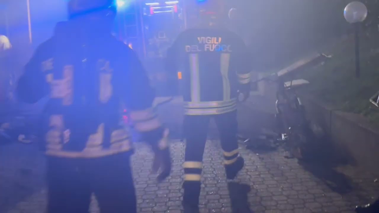 Esplosione e incendio a Gallarate in via Aleardi