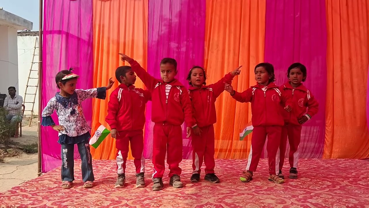 चंदा ने पूछा तारों से