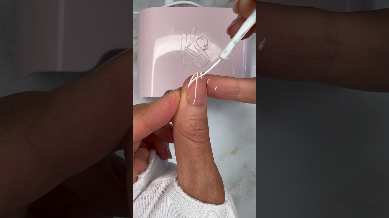 How to: Perfect French Tip Nails every time 💅🏽
