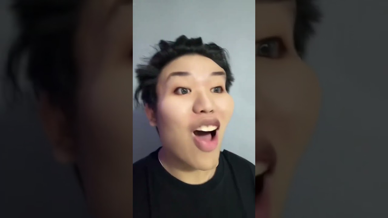 GUE WAKTU PERGI KE ACARA KELUARGA BESAR