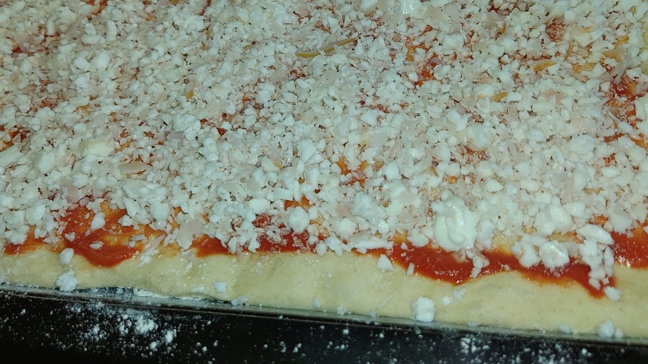 PIZZA CON FARINA DI FARRO ricetta facile, super leggera, non solo per chi e' a dieta
