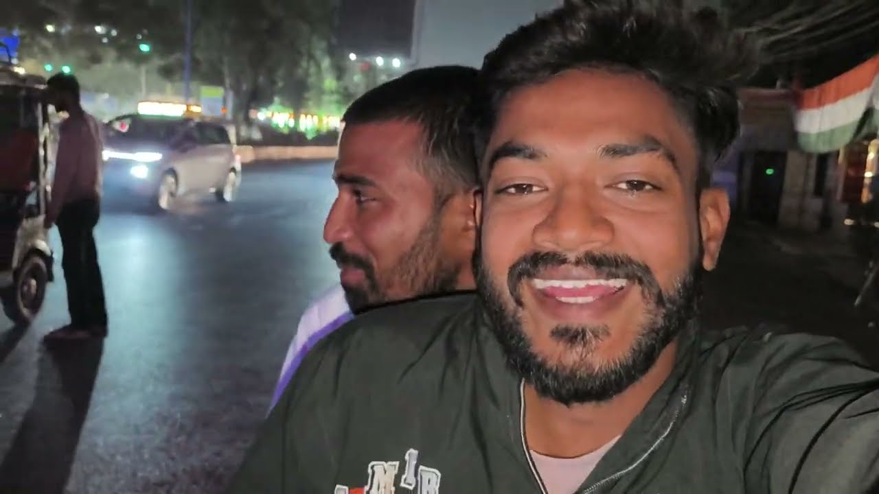 रश्मि ko nahi दिलाया फ़ोन 😂और ख़ुद le आये 😂😂 #vlog #dailyvlog #famlivlog 