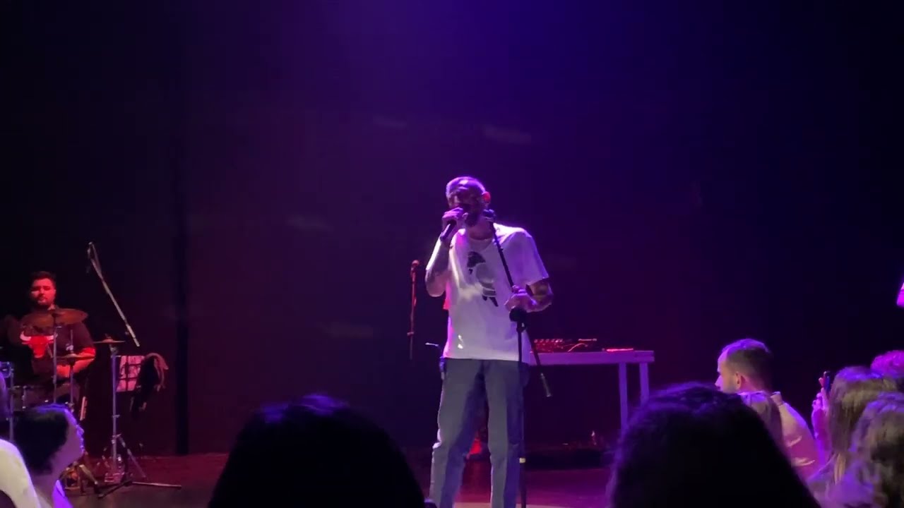 Onurr - Ağlayamam - Live at Moda Sahnesi (15.10.2022)