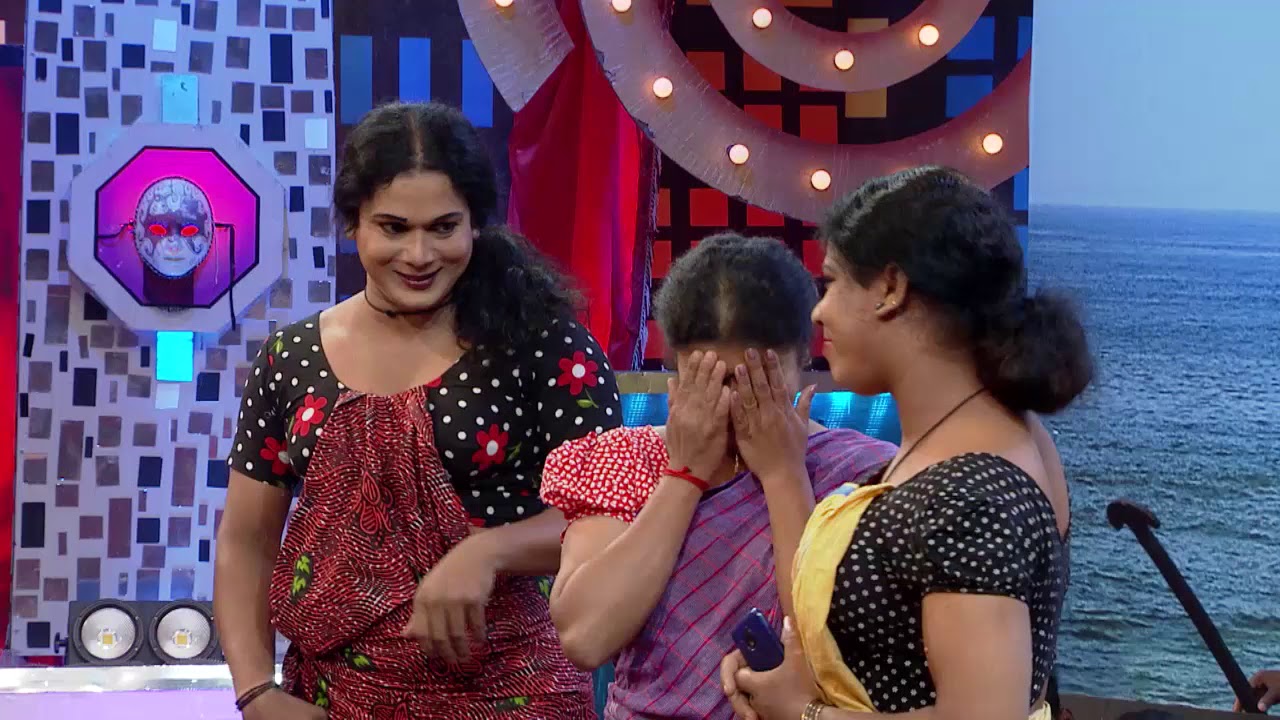 COMEDY STARS 2 691 P 15 01 18 PLAIN