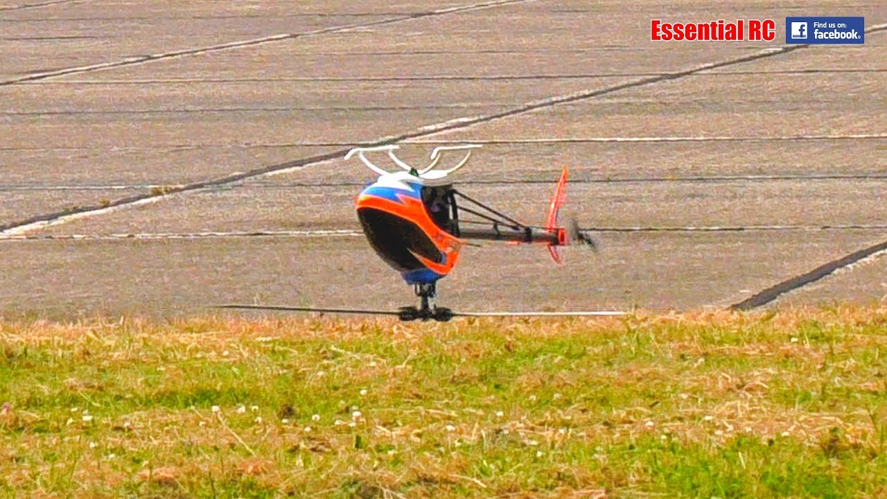 EXTREME 3D RC HELICOPTER AEROBATICS (this guy got AMAZING skills !)