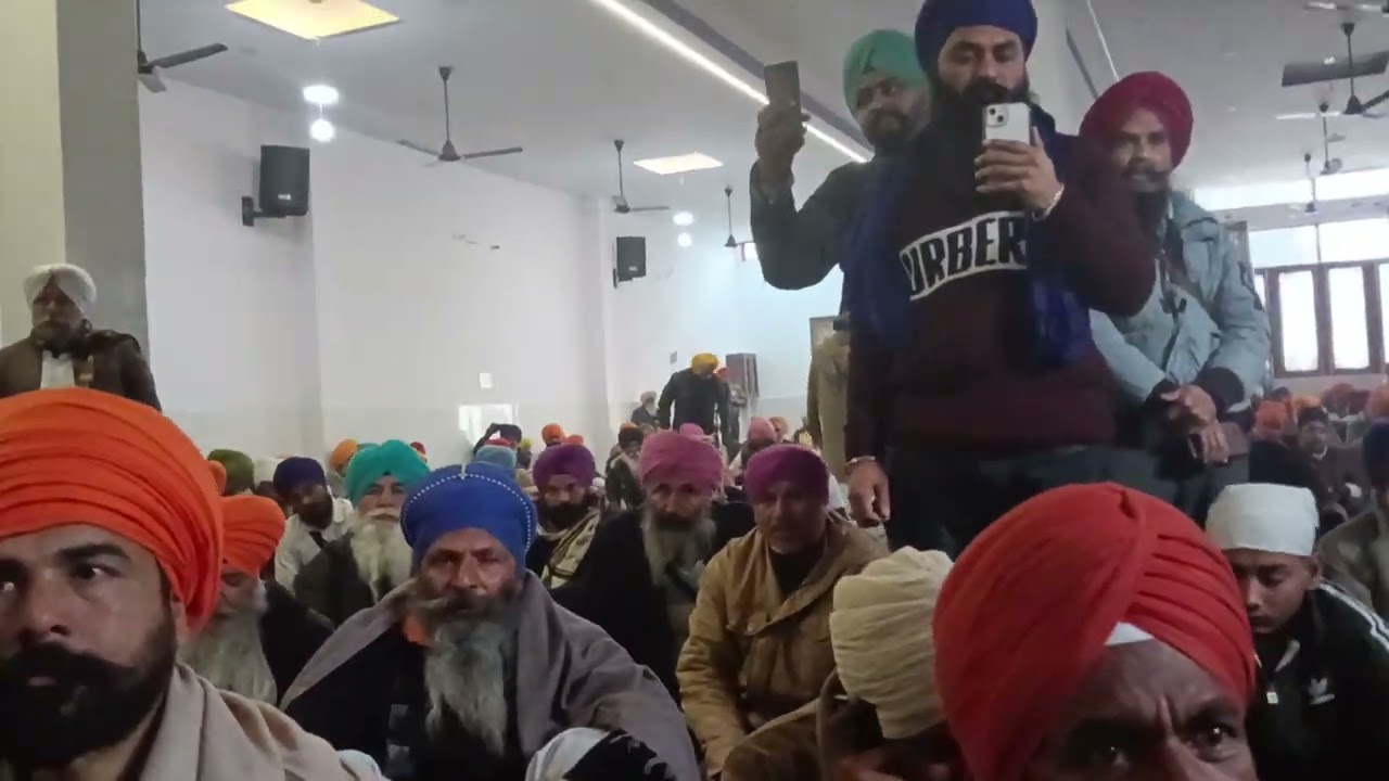 ਜਥੇਦਾਰ ਬਾਬਾ ਕੁਲਵਿੰਦਰ ਸਿੰਘ ਜੀ ਚੌਂਤੇ ਵਾਲੇ ਆਪਣੇ ਵਿਚਾਰ ਪੇਸ਼ ਕਰਦੇ ਹੋਏ ਕੌਮ ਨੂੰ ਇੱਕ ਜੁੱਟ ਹੋਣ ਲਈ ਪ੍ਰੇਰਿਤ ਕੀਤ