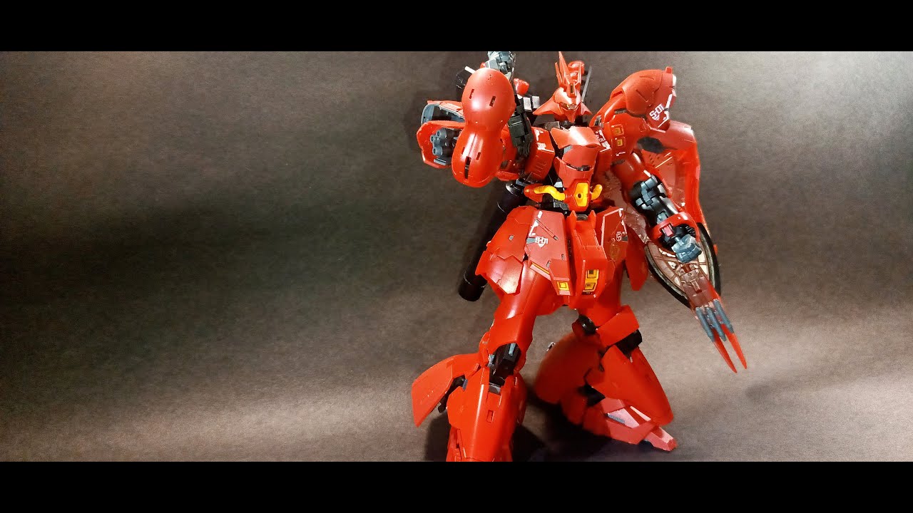 One of the best kit, but bootleg - RG  Sazabi Gundam  by Stars