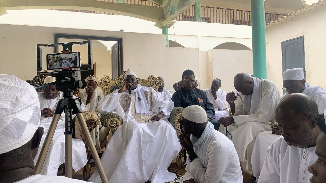 Lou'Bess TV est en direct - Ziar chez le Khalif Général des Layènes
