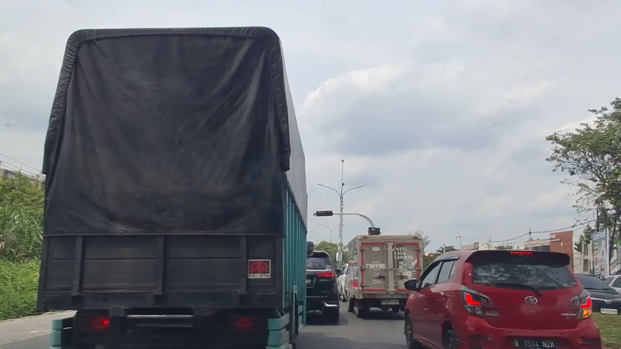 Suasana kota di pekanbaru #perjalanan #automobile #riauhits 
