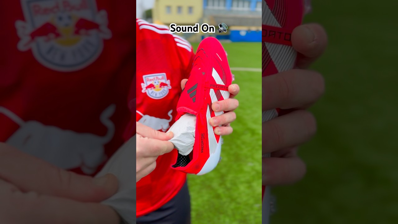 Unboxing Adidas Predator ASMR 🔉#skillscrewhd #football #soccer#calcio #footballasmr