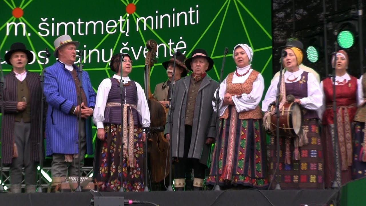 Marijampolės folkloro ansamblis „Žibinyčia“. Vadovas Žydrūnas Rutkauskas. Filmavo Jonas Jakimavičius
