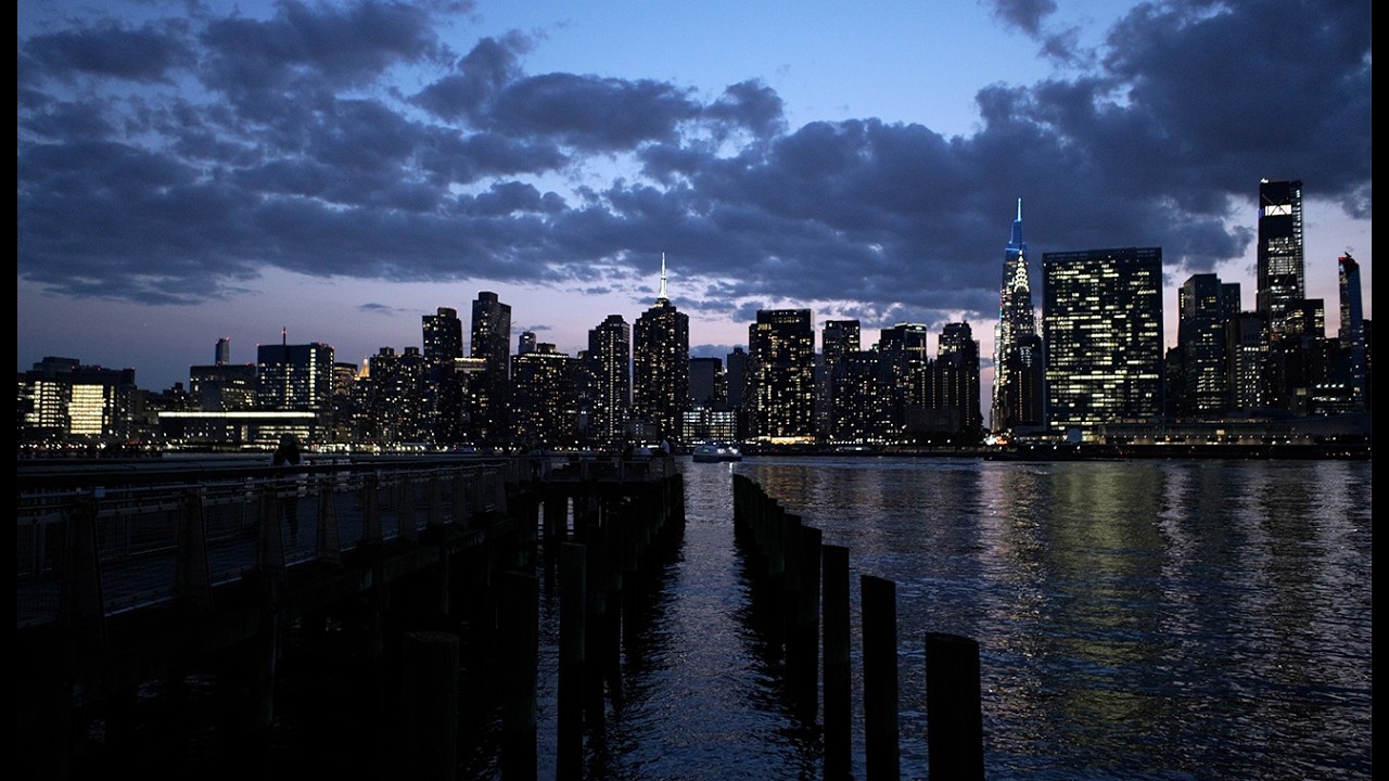 New York City Ambience – 90 Minutes of Waterfront & Skyline Sounds – Sunset 4K