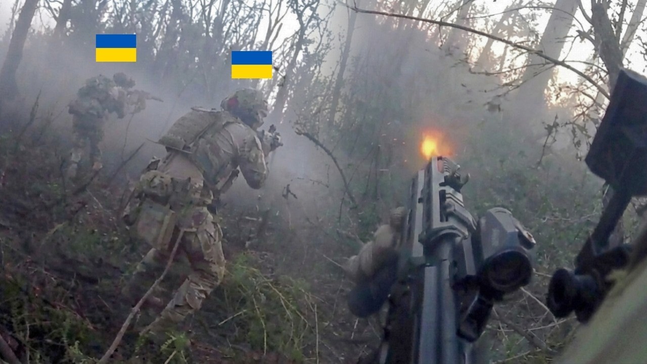 🔴 Ukraine War - Ukrainian Scouts Storm Russian Trenches On The Eastern Front [RAW Helmet Cam Combat]