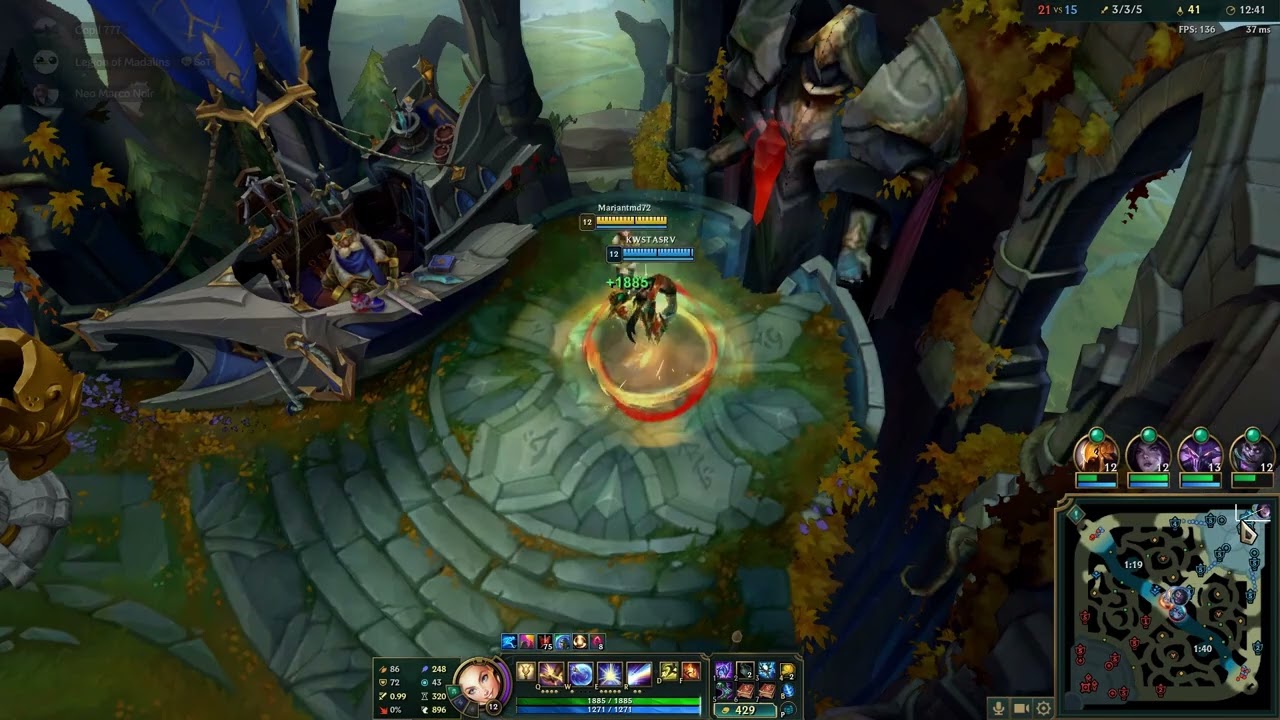 Un meci de league of legends de pe live