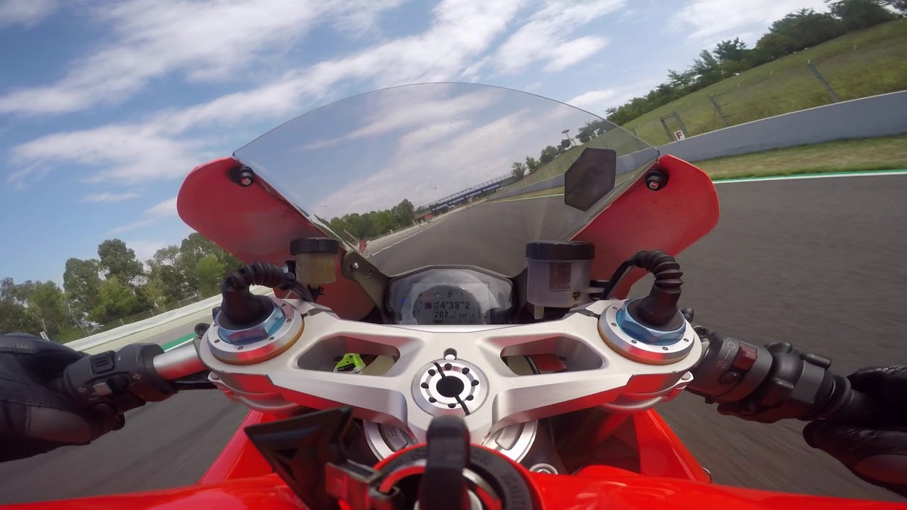 PANIGALE 1199S  CIRCUIT BARCELONE