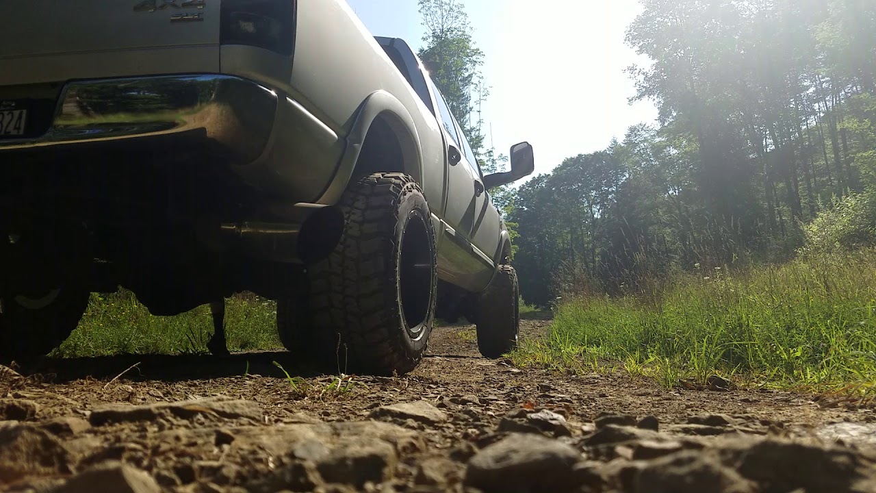 3rd Gen Straight piped cummins
