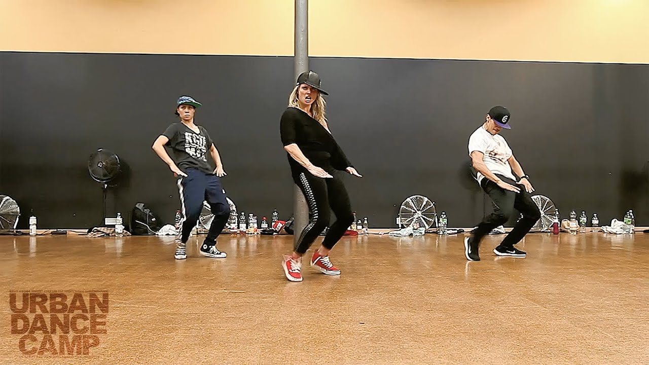 House Cleaning - Mavado / Laure Courtellemont ft. Keone & Mariel Madrid / URBAN DANCE CAMP