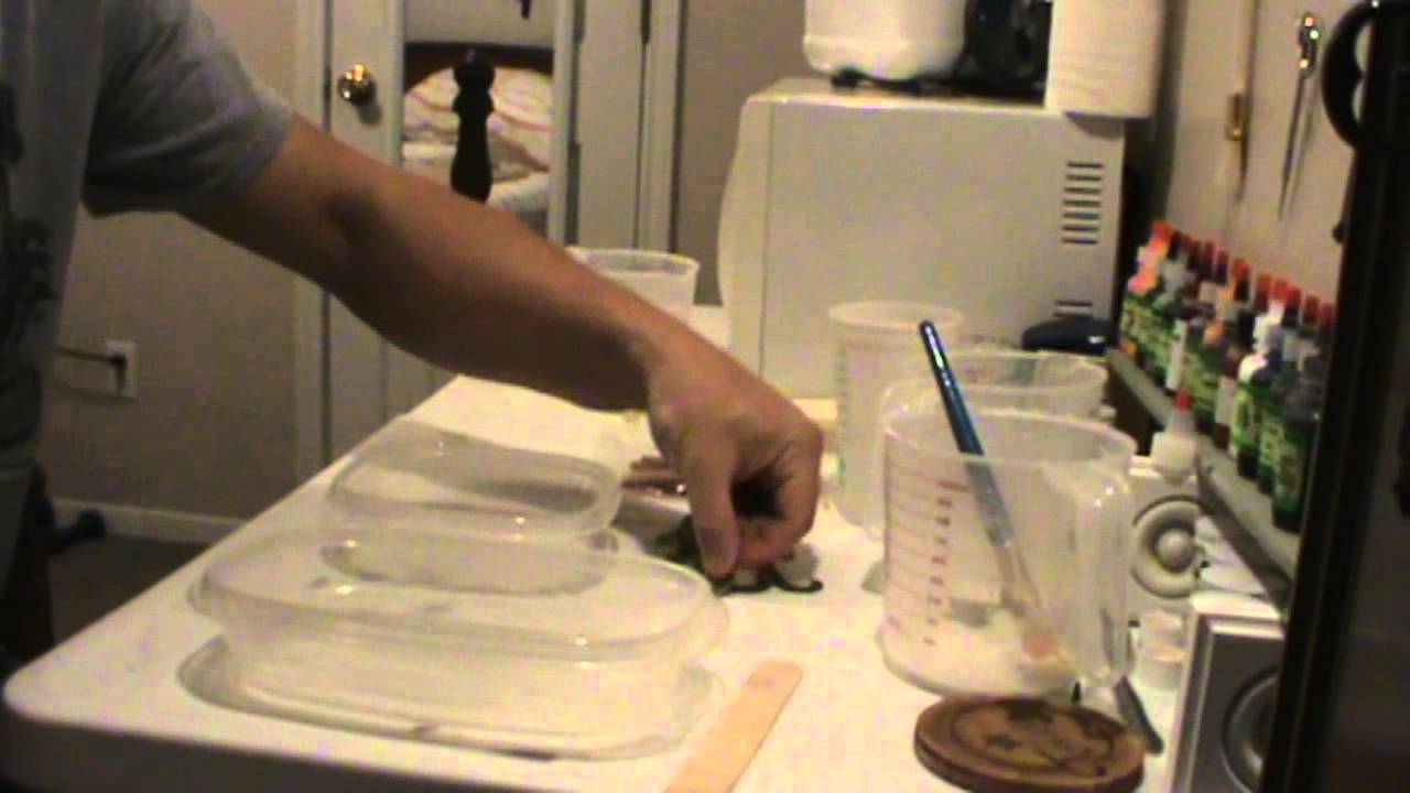 How to Make a Soft Plastic Bait Mold Part 1 (senkos)