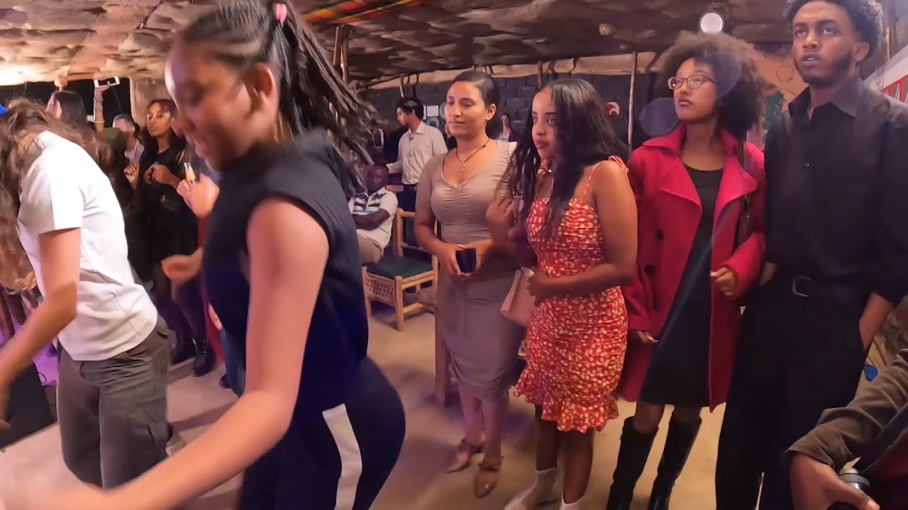Ночная жизнь эфиопов в Аддис-Абебе Эфиопия 🇪🇹 — лучшая в Африке!