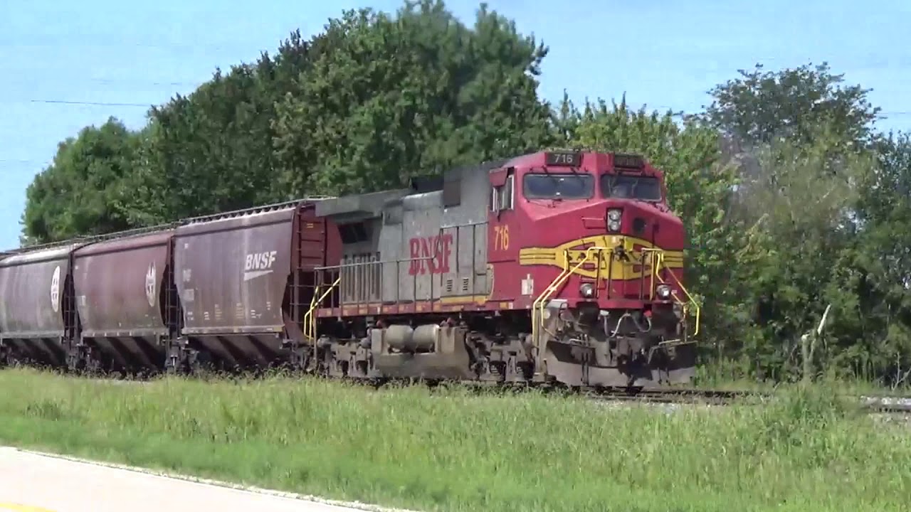 BNSF Barstow, IL One east and west plus Joslyn local August 22, 2019