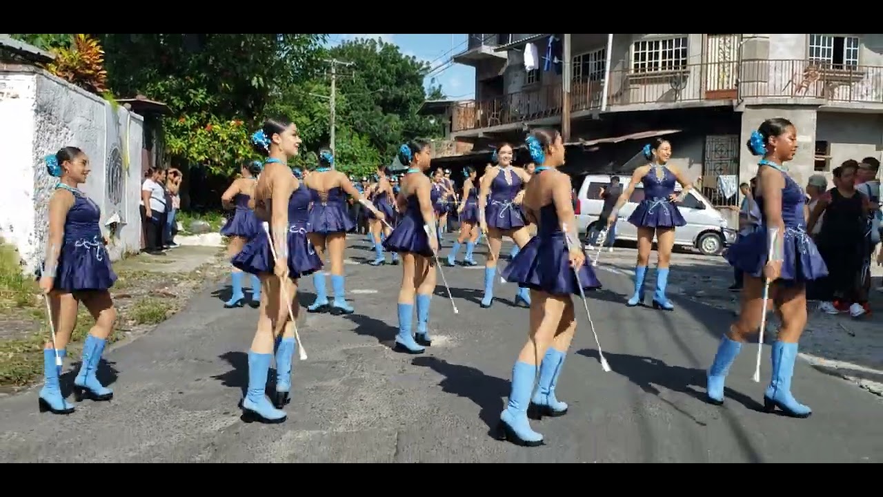 Banda Bicentenario - en olocuilta 2023