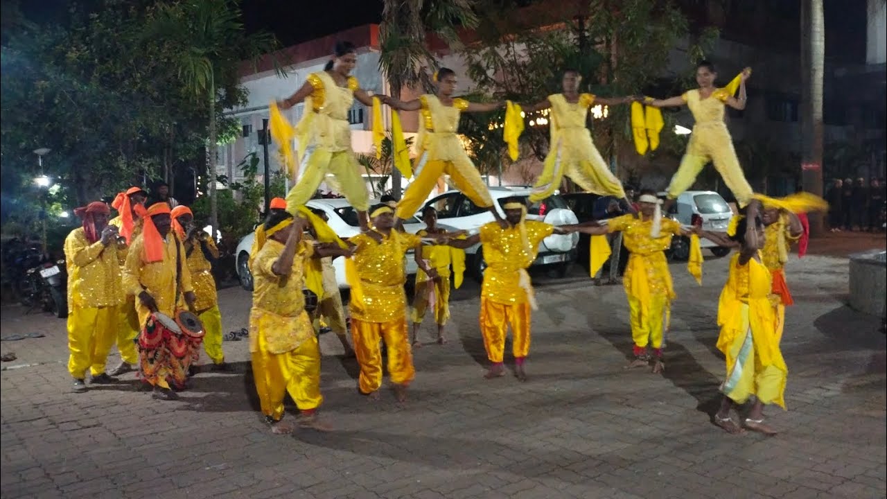 13 December 2025 Dangi Dance Tribal Art Culture Show Saputara