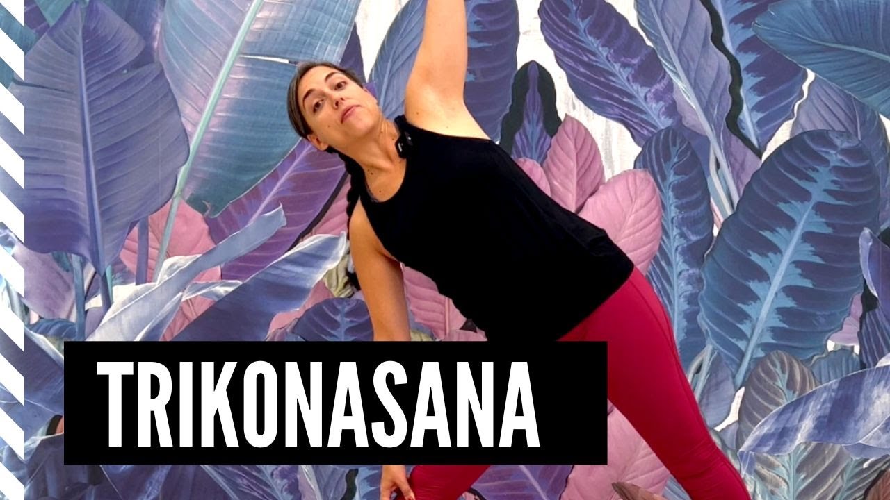 Utthita trikonasana| postura del triángulo|yoga