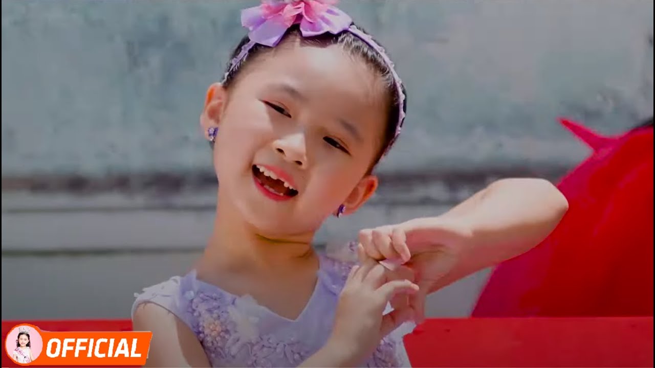 11 Ca Khúc Thiếu Nhi Sôi Động Bé Thích Nhất - Gia Đình Nhỏ Hạnh Phúc To - Bé Candy Ngọc Hà