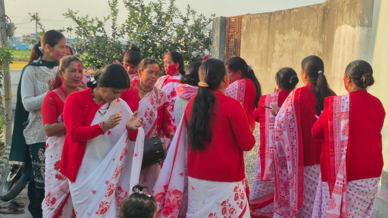 Guys 😍 Happy Holi in Advance Sabhi ko Or Holi Dance || @NegiFamily 