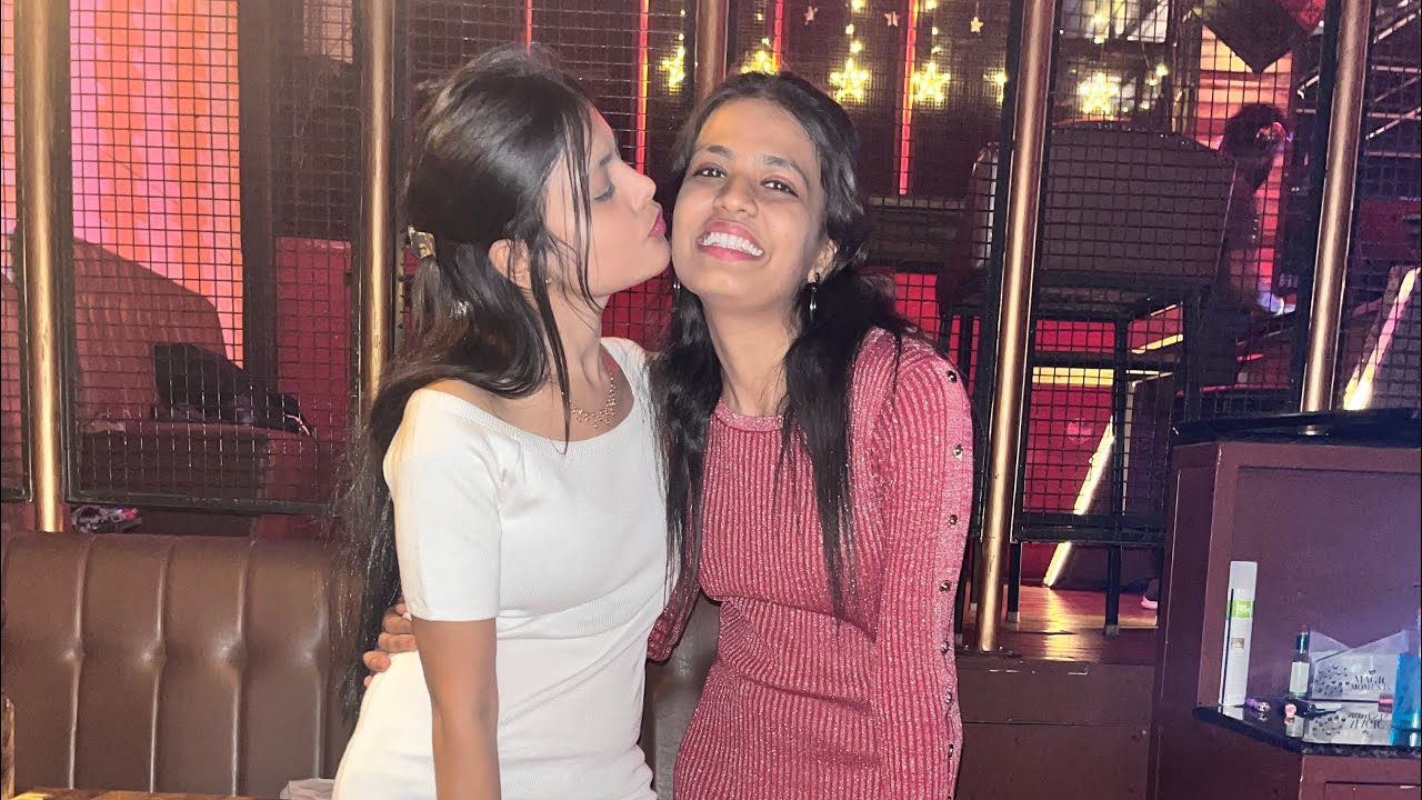 Gift dekh kar rone lage 🥺 || Birthday celebration 🍾  || alkaagarwal || kolkata