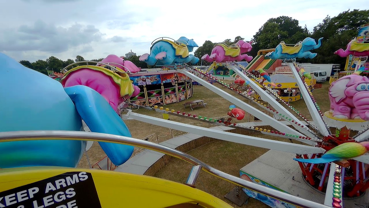 Baron Harriness' Flying Dumbo's (Happy Rides) onride