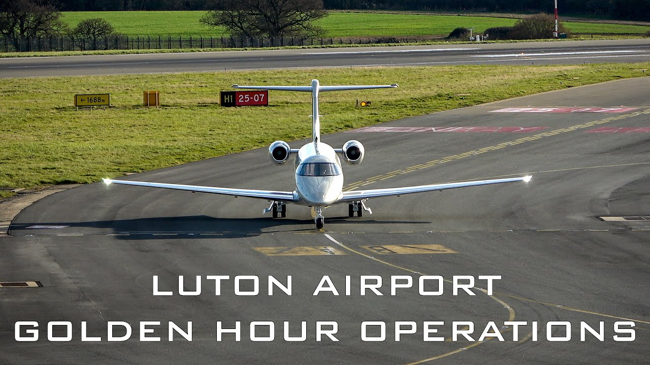 Luton Airport - Beautiful Golden Hour Planespotting