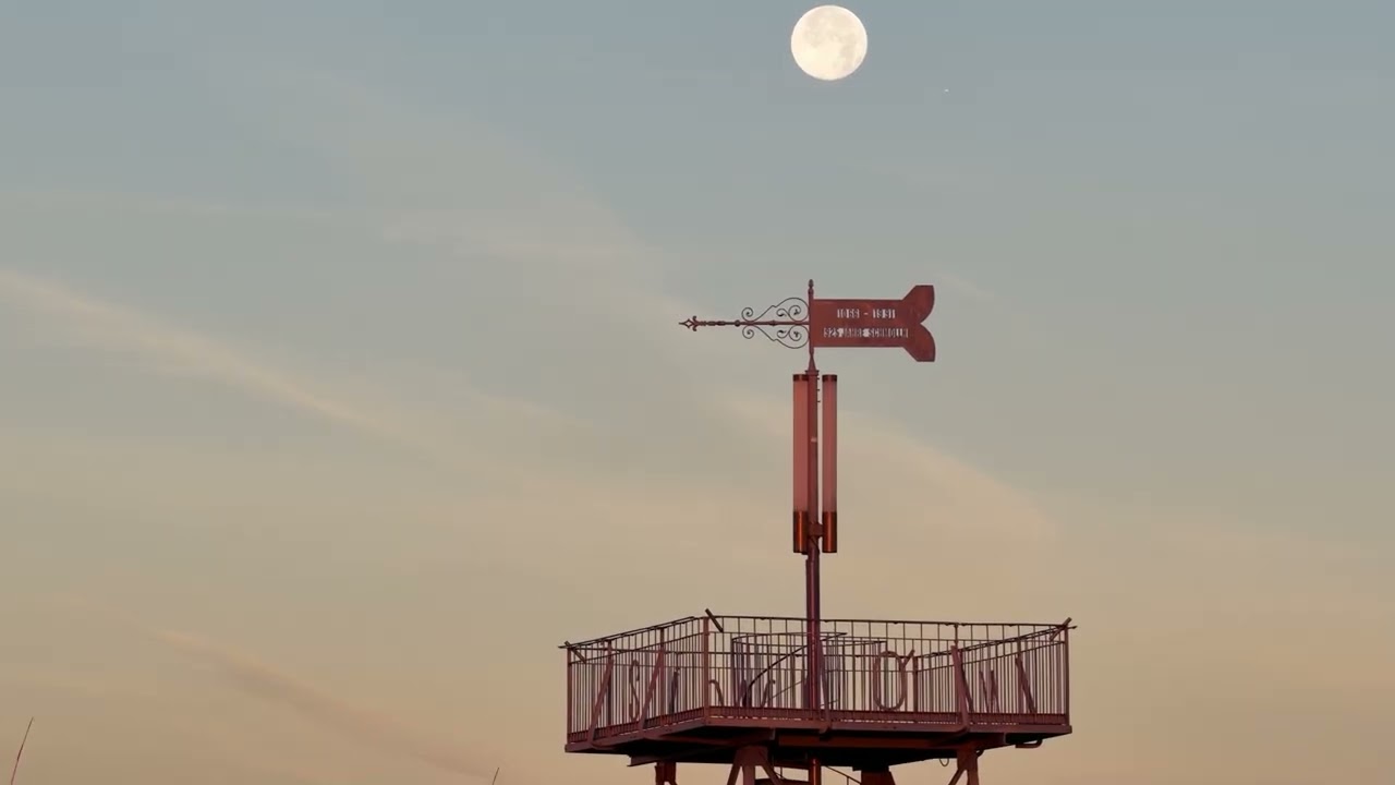 Rundflug am Ernst-Agnes-Turm in Schmölln bei Sonnenaufgang und 