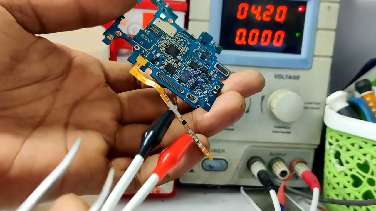 If you try to unlock after locking, light graphics will not be seen।Samsung A21s cpu repair.