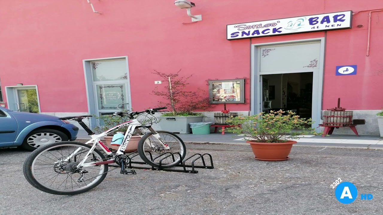 Annunci alla Stazione di Bisuschio-Viggiù
